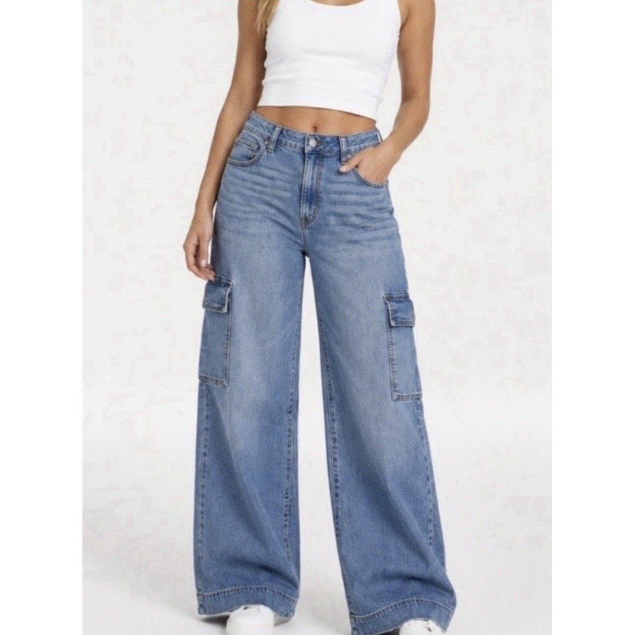 American Eagle Super High Rise Baggy Wide Leg Jeans Women 12 Blue Long Cargo